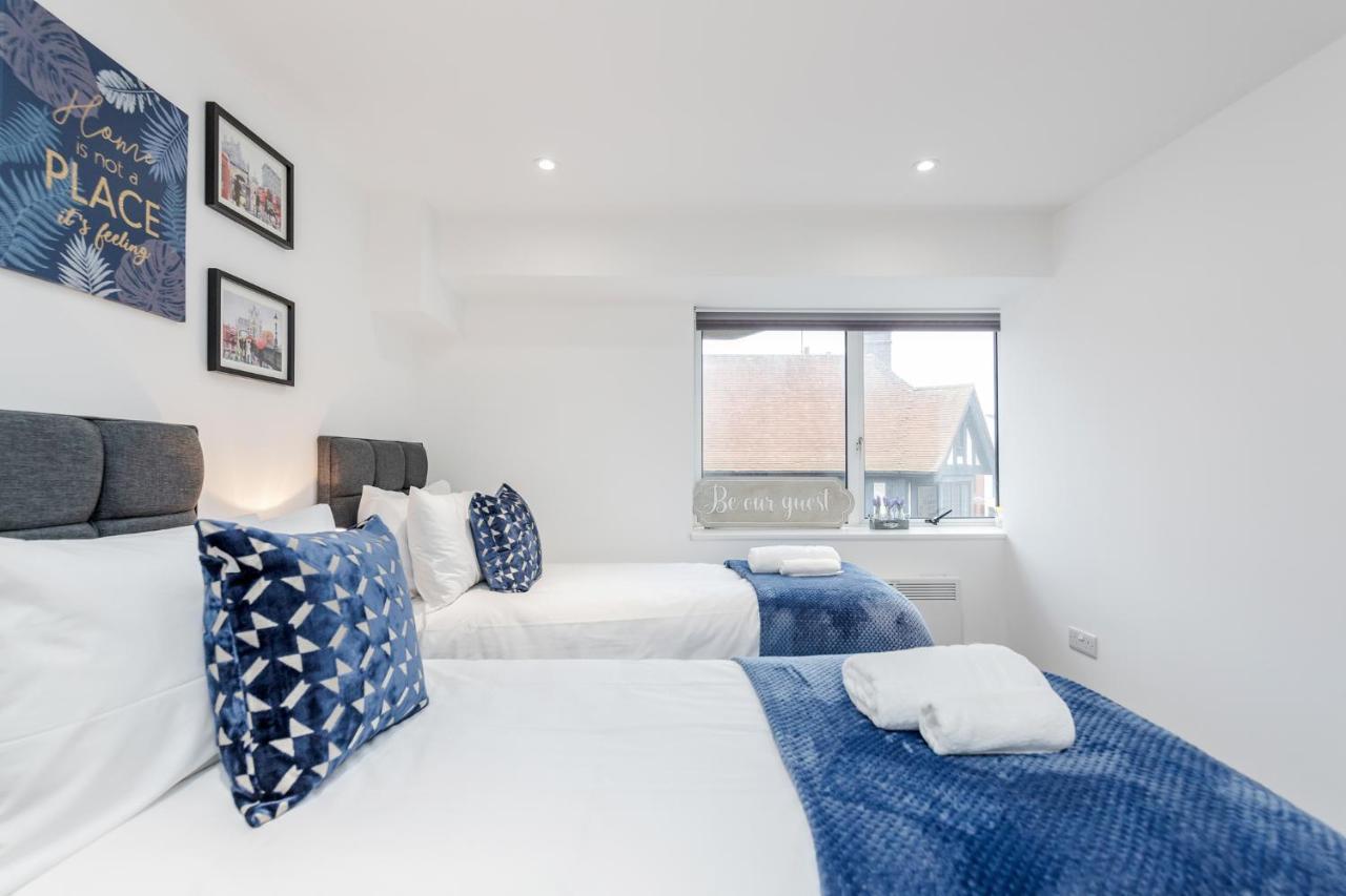 Watford Town Centre, Serviced One Bed Flat With Choice Of King Or Twin Beds, Sleeps Up To 4 Sharing, Free Wifi And Free Movies لندن المظهر الخارجي الصورة